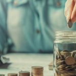 Andrey de Oliveira Pontes mostra como economizar 10% por mês pode transformar sua vida financeira com passos simples e consistentes.