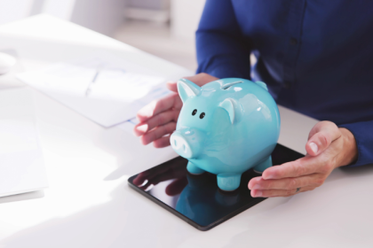 Ediney Jara de Oliveira apresenta como programas de transferência de renda impulsionam a dinamização do comércio local.