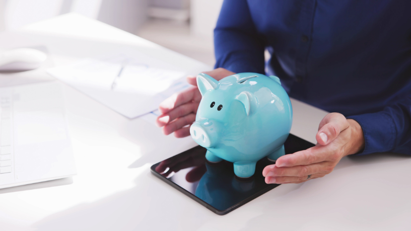 Ediney Jara de Oliveira apresenta como programas de transferência de renda impulsionam a dinamização do comércio local.